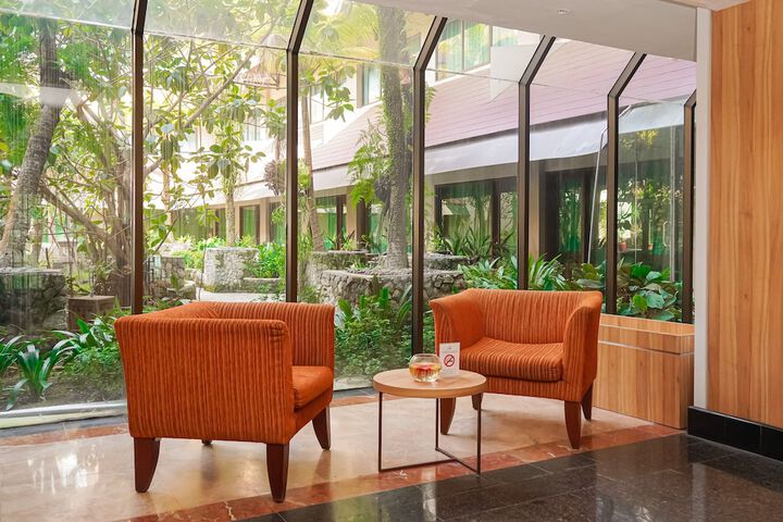 Lobby Photos