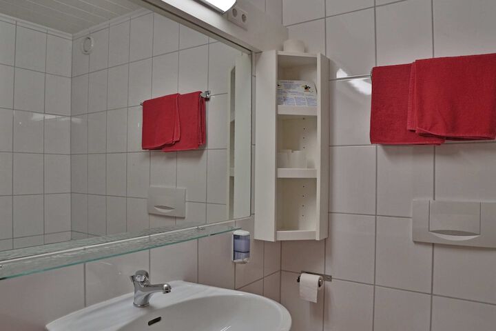 Room 19 of 33