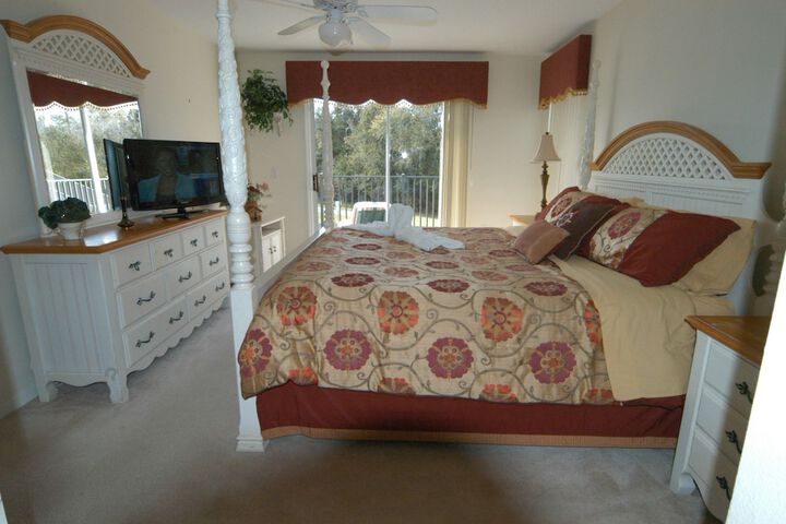 Room 7 of 118