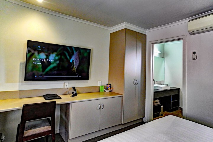 Room 12 of 43