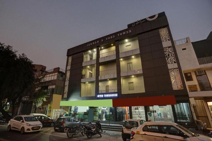 Townhouse Nangal Raya Pankha Road