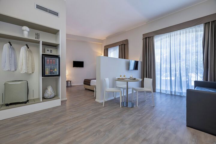 Room 29 of 128