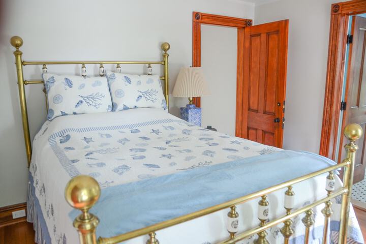 Room 7 of 29