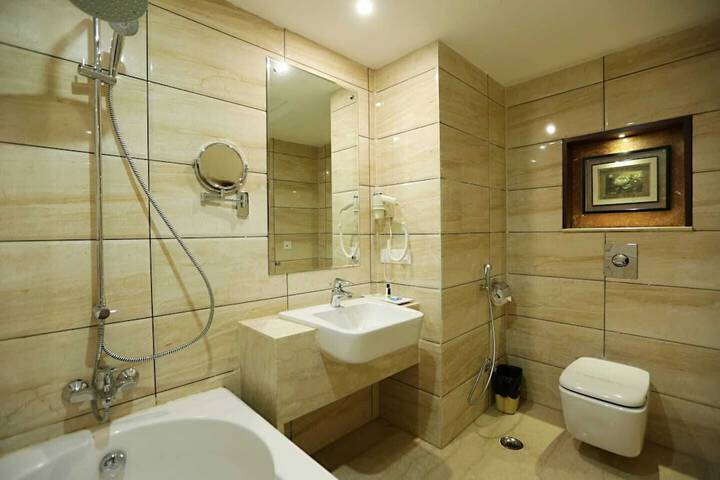 Room 40 of 43