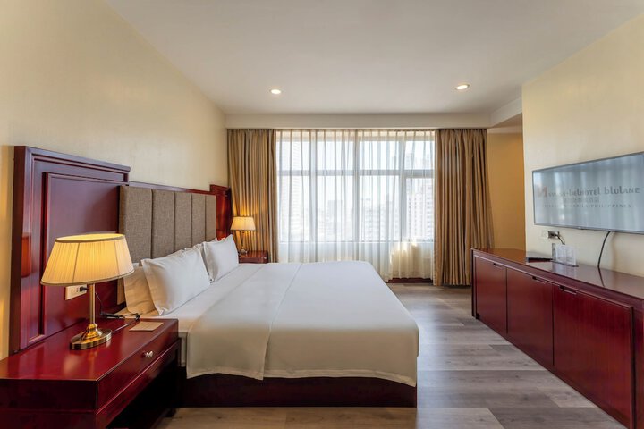 Room 11 of 60