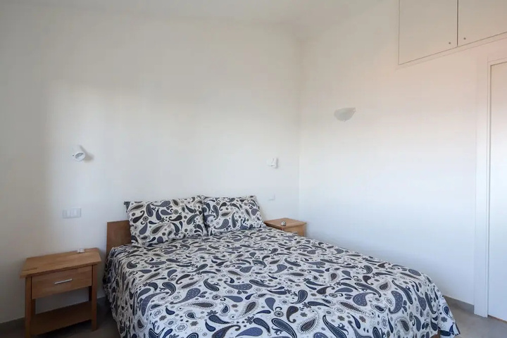 Room 3 of 18