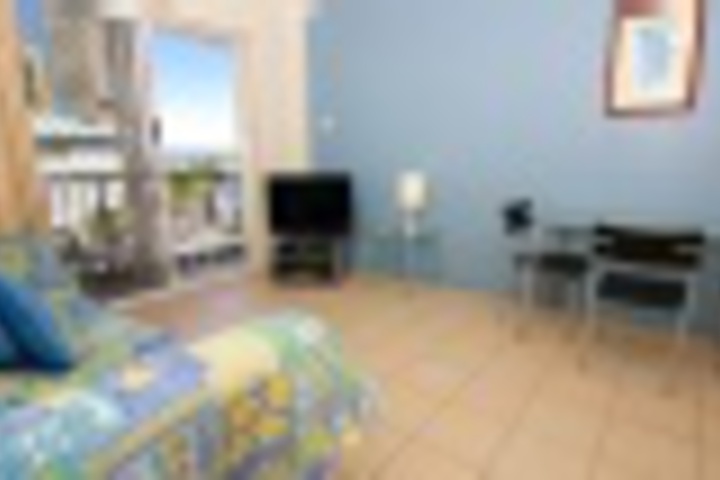Room 52 of 119
