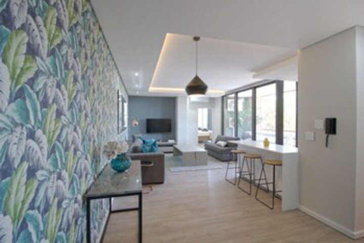 Room 16 of 32
