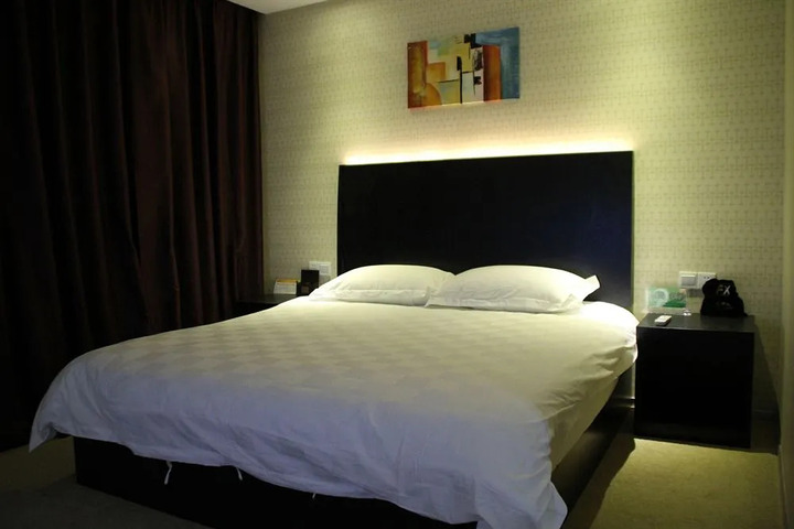 FX HOTEL THIRD MILITARY MEDICAL UNIVERSI