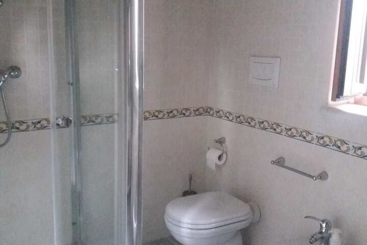 Room 26 of 51