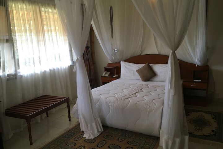 Room 34 of 130
