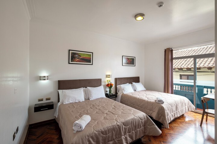 Room 48 of 176