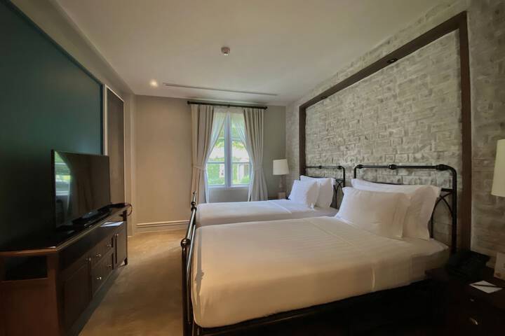 Room 26 of 207