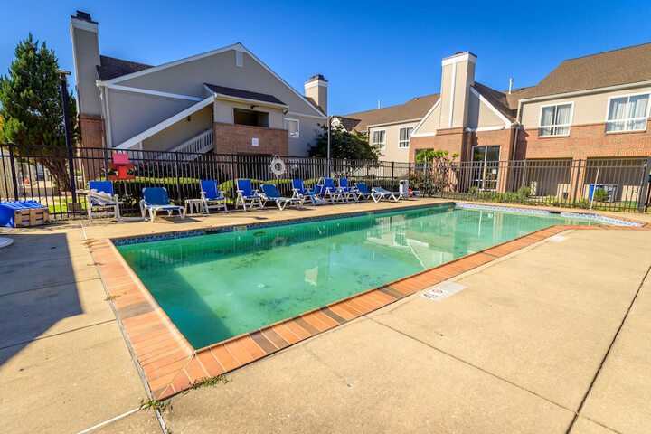 Pool 27 of 37
