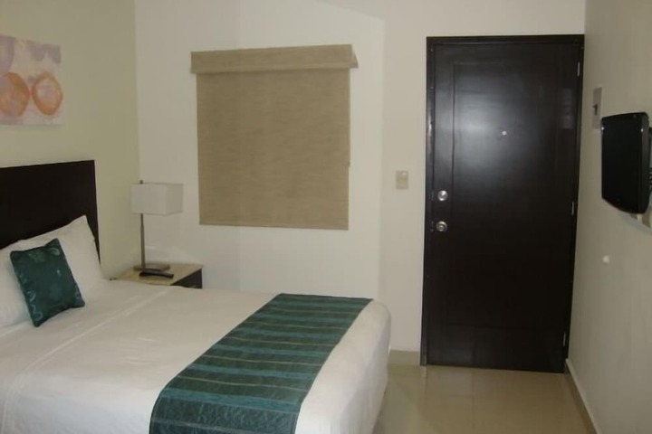 Room 11 of 55