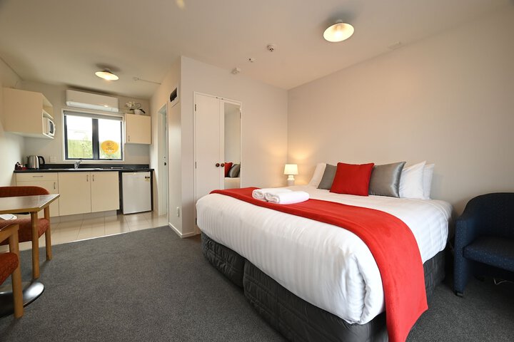 Room 4 of 46