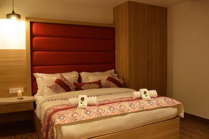 Room 8 of 43