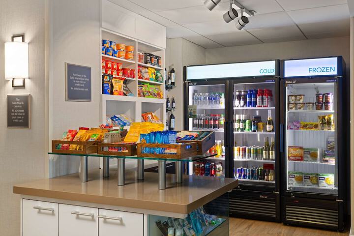 Snack bar
