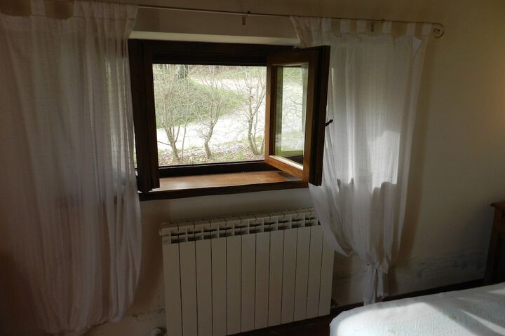 Room 18 of 38