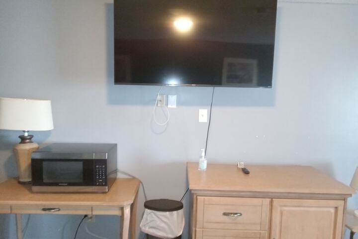 Room 11 of 21