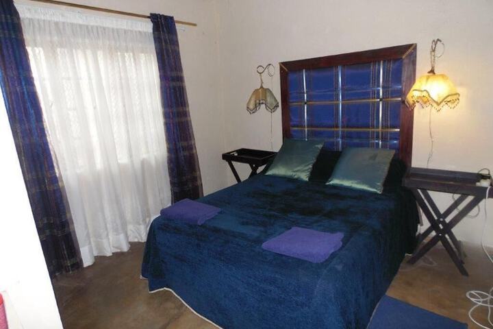 Room 4 of 53