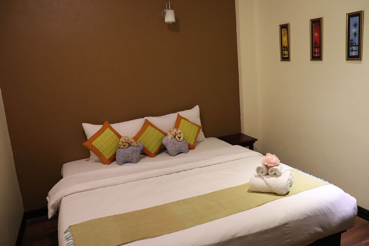Room 29 of 103