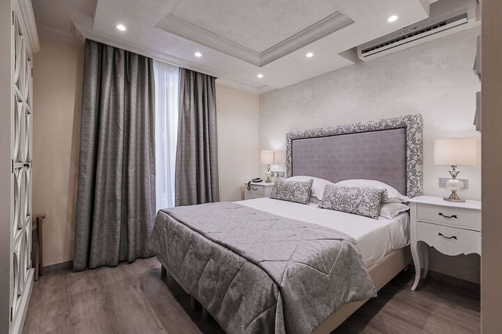 Room 65 of 155