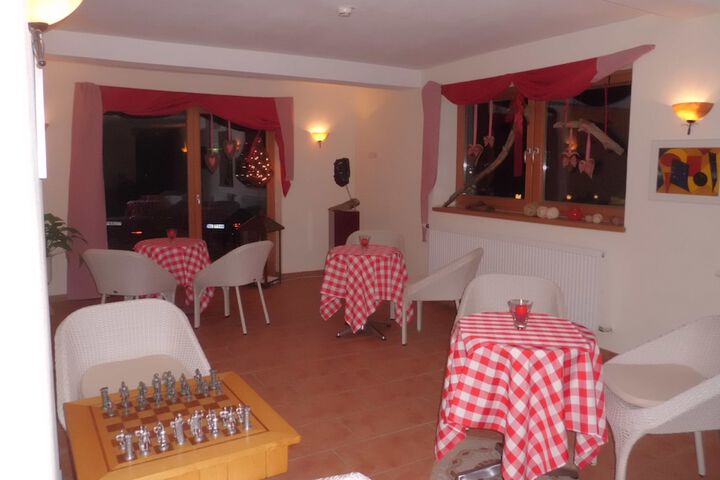 Hotel Interior 4 of 85