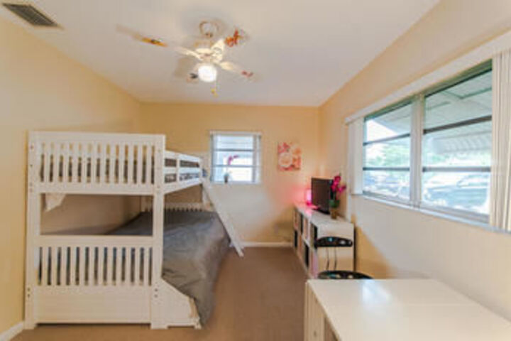 Room 146 of 524