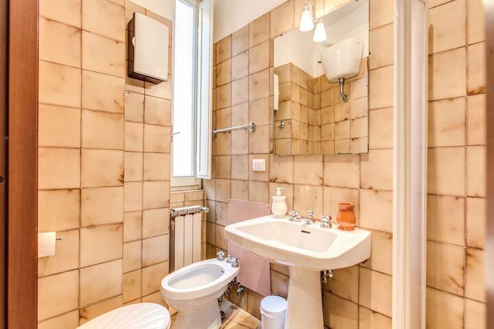 Bathroom Interior Photo