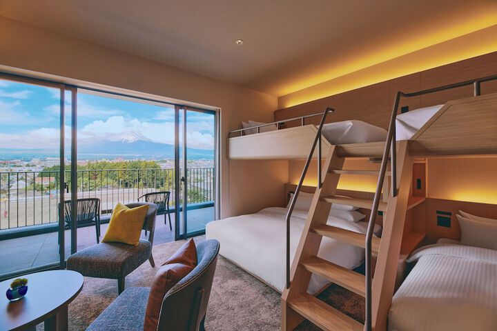 Room 18 of 125