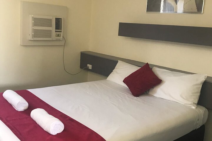 Room 11 of 29