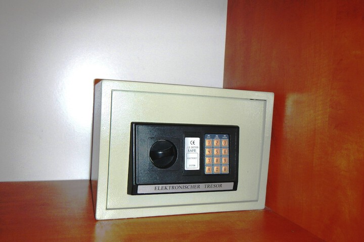 Room 48 of 113