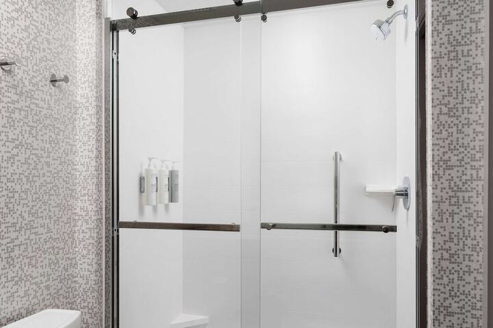 2 Queen Beds Studio Suite (15 of 18)