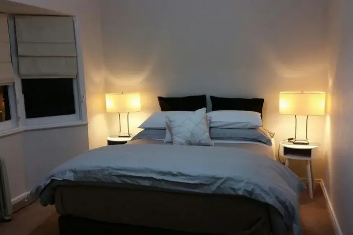 Room 3 of 13
