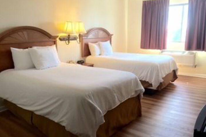 Room 13 of 24
