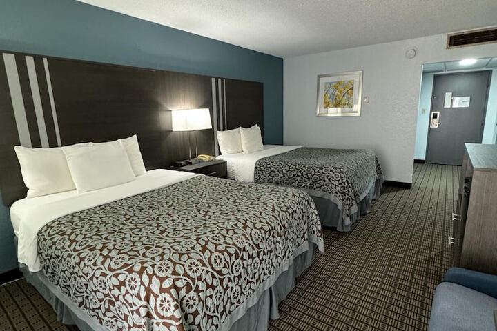 Room 5 of 21