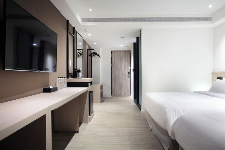 Room 22 of 67