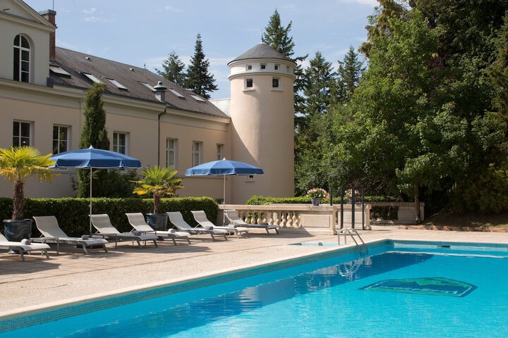 Pool Hotel