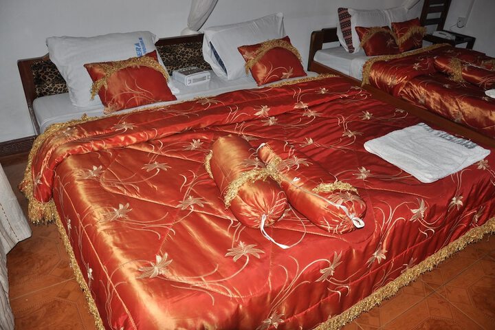 Room 2 of 14