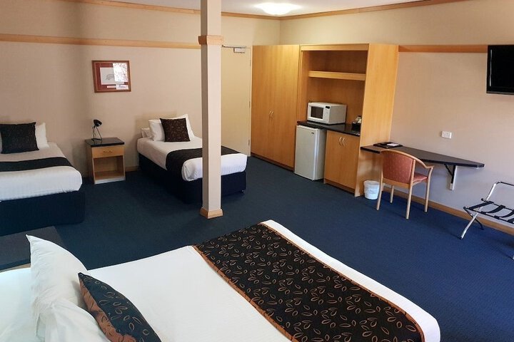 Room 7 of 28