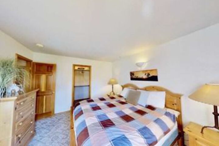 Room 12 of 61