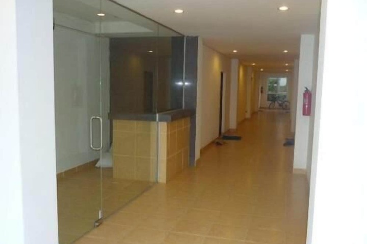 Ballroom/Hall 10 of 18