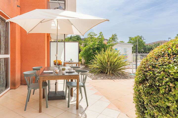 Terrace/Patio 26 of 27