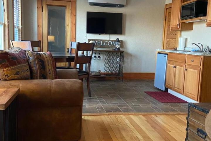 Tavern - Country Suite