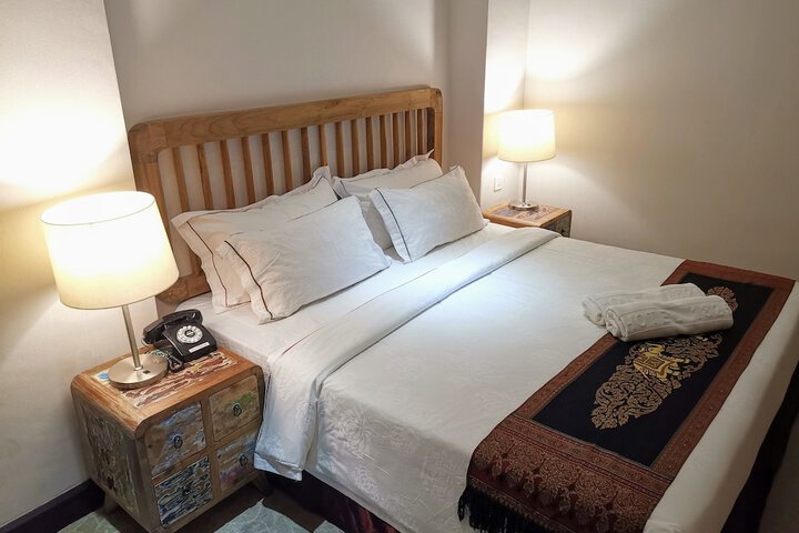 Room 33 of 82