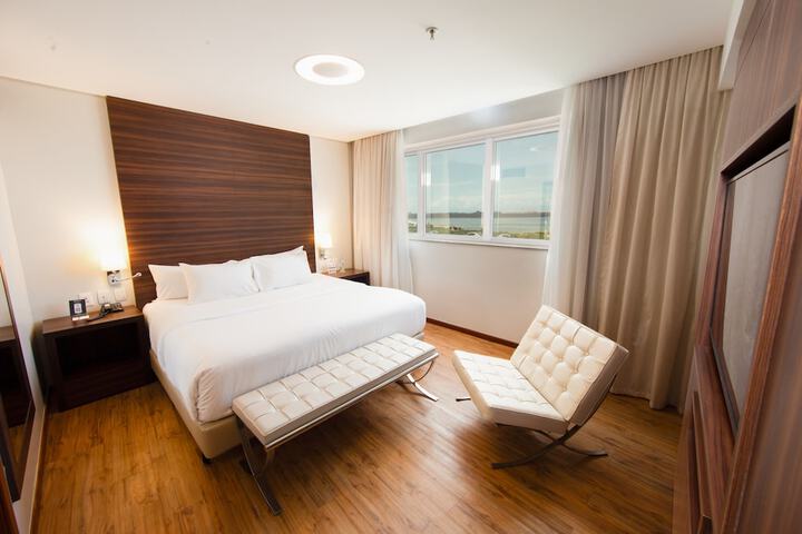 Room 10 of 53