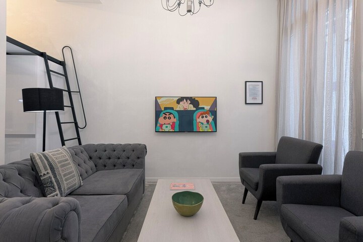 Room 63 of 82