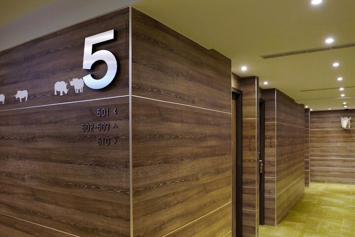Ballroom/Hall 43 of 47