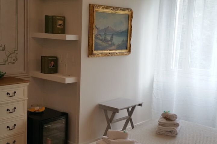 Room 17 of 40